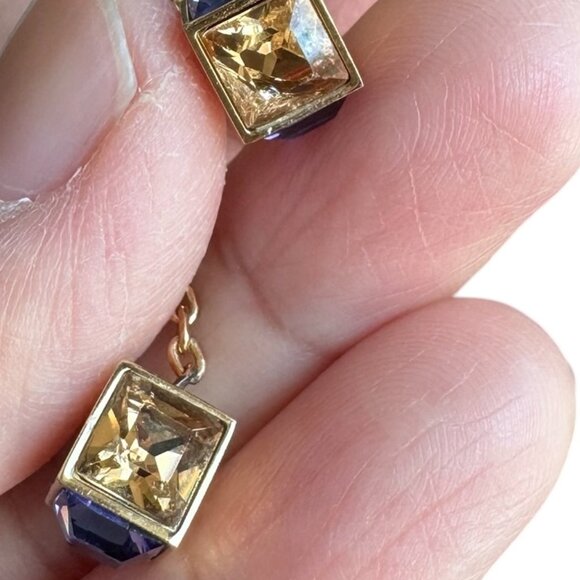 ‼️LOUIS VUITTON CRYSTAL GAMBLE CUBE EARRINGS IN AZUR - Picture 15 of 16